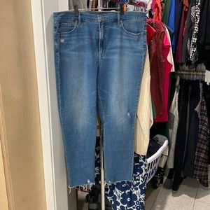 Cigarette High Rise Jean